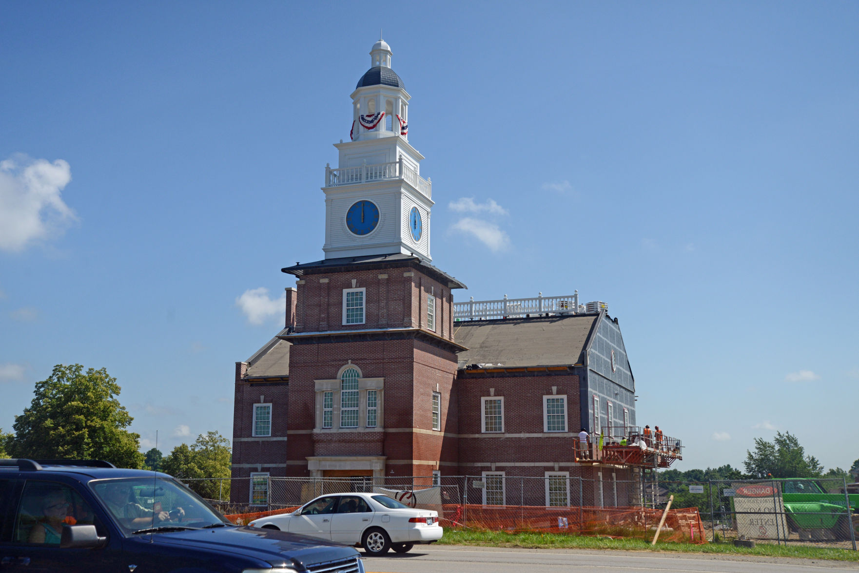 Independence Bank claims top spot in east Frankfort skyline